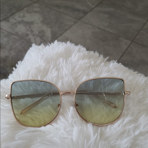 Sunglasses - Picture 2 of 2